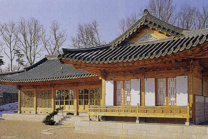 학사재