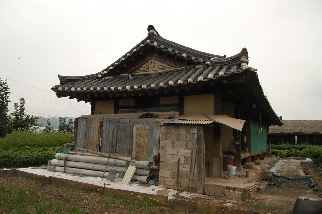 영동소석고택