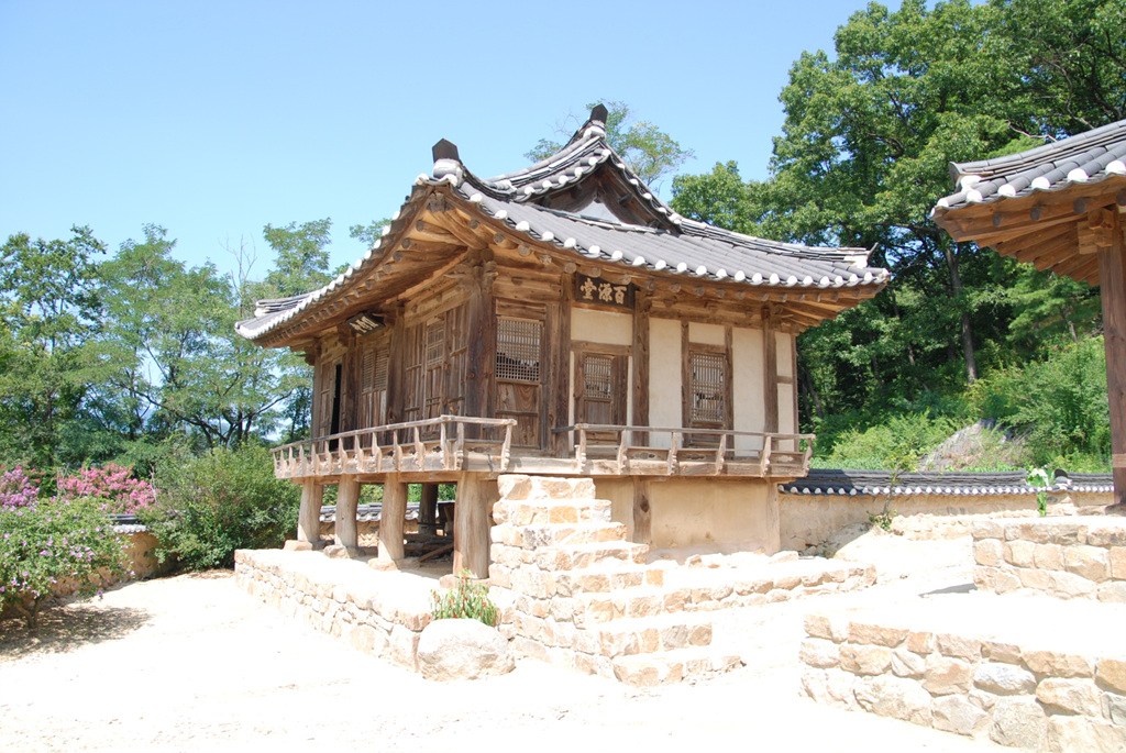 안동예안이씨충효당
